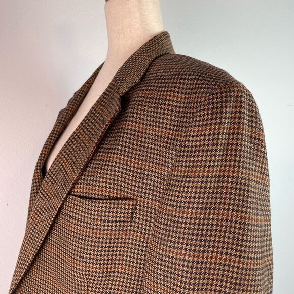 Jos. A. Banks Brown Wiol Textured Sport Coat with Notched Lapel Size 42S EUC - Picture 4 of 10